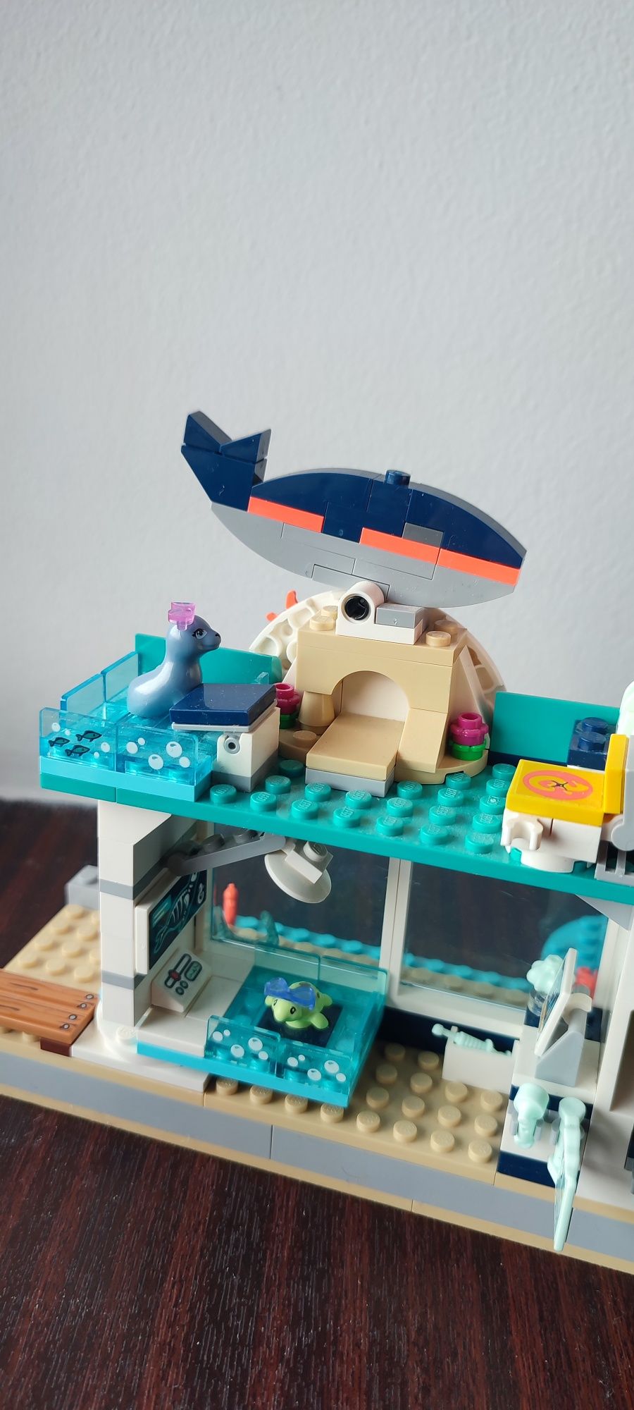 Продам набор Лего Спасательный центр на маяке