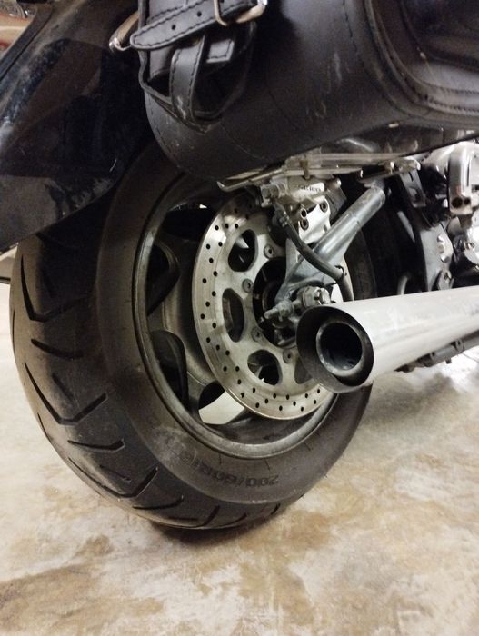 Продава се изгодно Kawasaki vulcan 2000 кубика