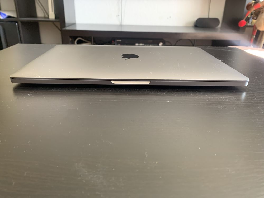 Macbook pro A1989 13” din 29.07.2019