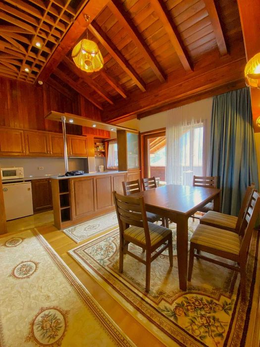 Продава се Тристаен апартамент в Разлог - 137 кв.м за 1234 €/кв.м - Снимка #4