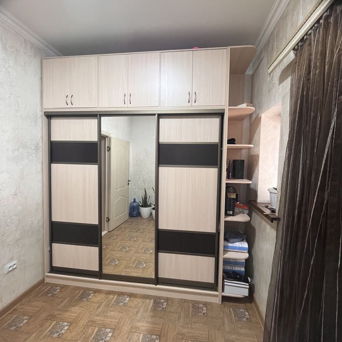 Шкаф для прихожий