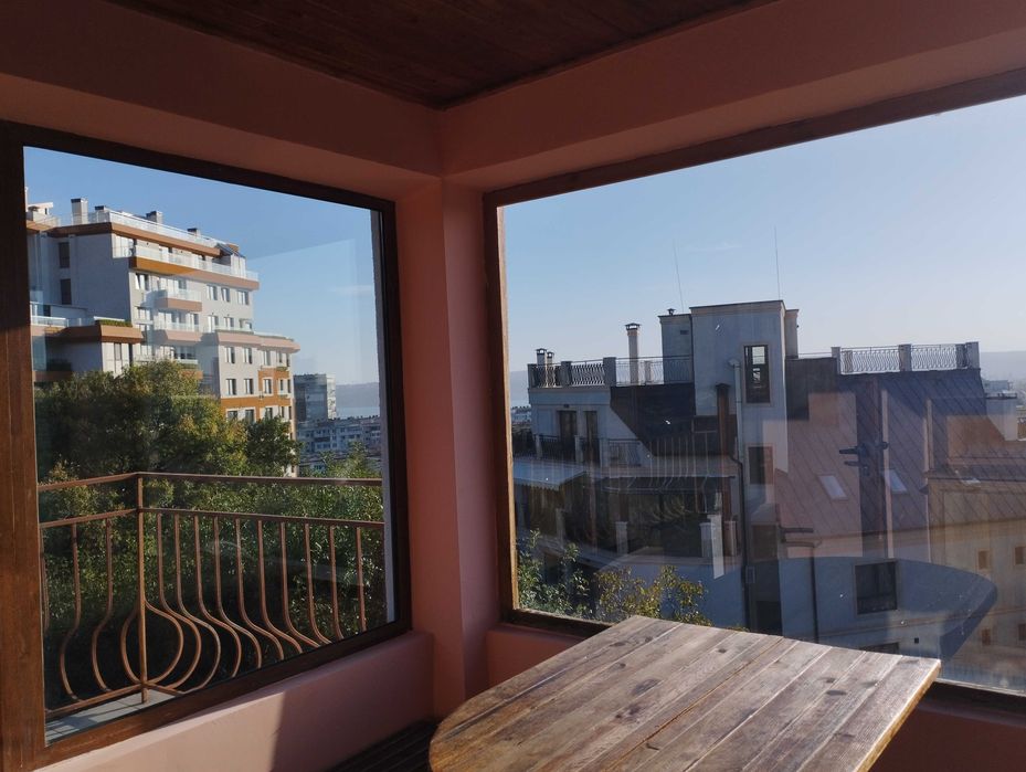 Дава се под наем Тристаен апартамент в Варна, Бриз - 139 кв.м за 900 € - Снимка #13