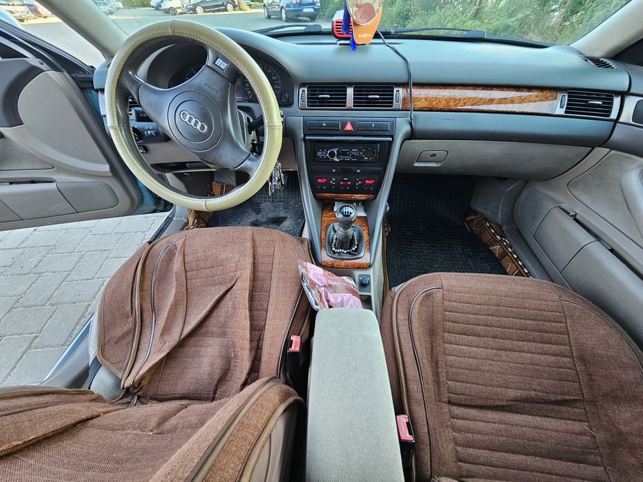 Audi A6, 1.8 Benzină și GPL