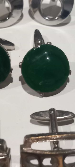 Butoniere ca noi diferite modele