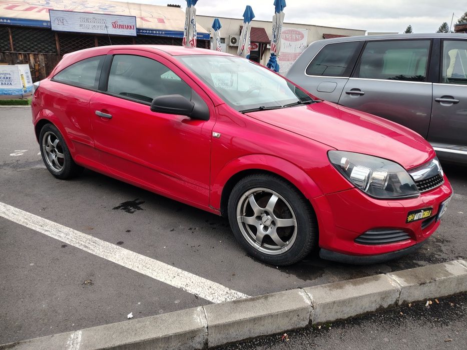 Opel Astra H GTC 2008