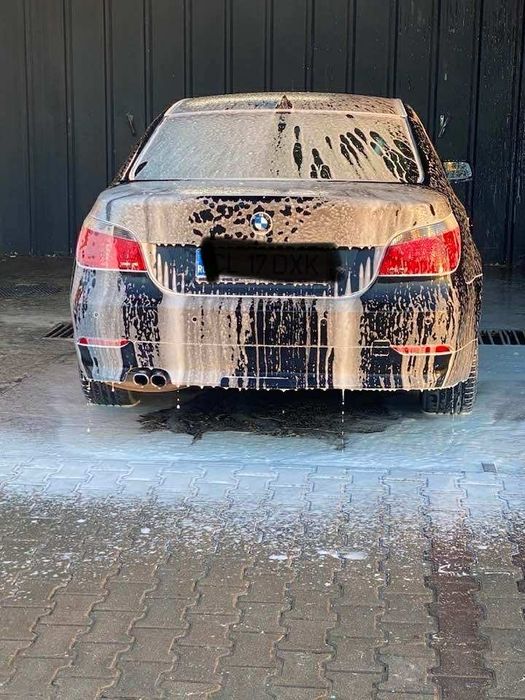 BMW Seria 5 E60 525D