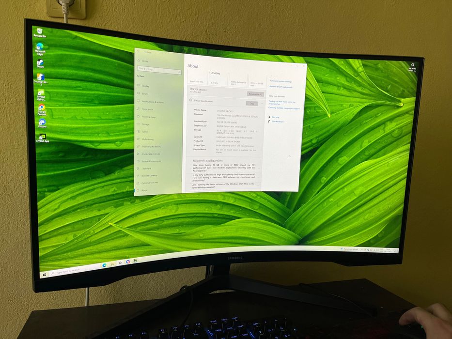 PC Gaming cu toate accesoriile