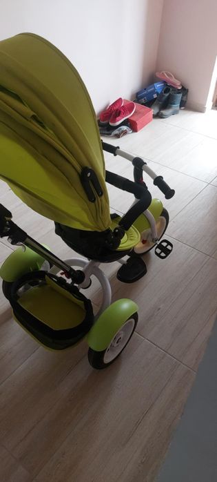 Продавам Триколка .