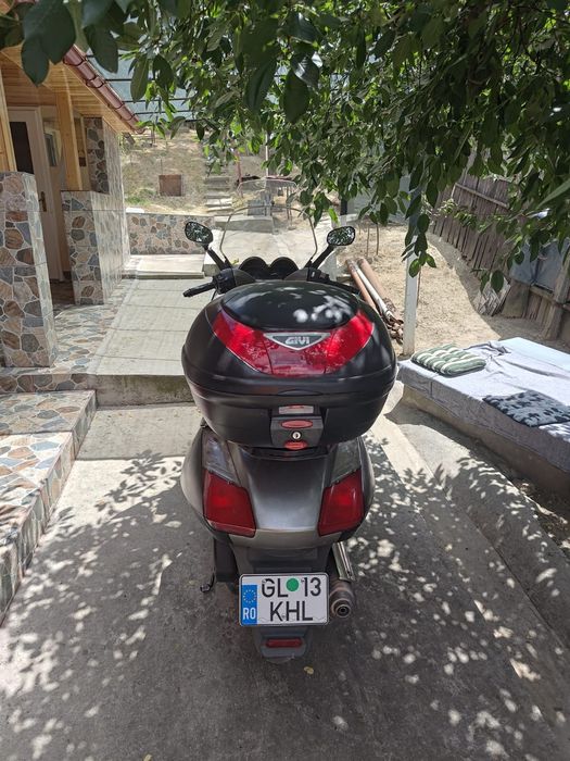 Scuter Aprilia Atlantic 200cm
