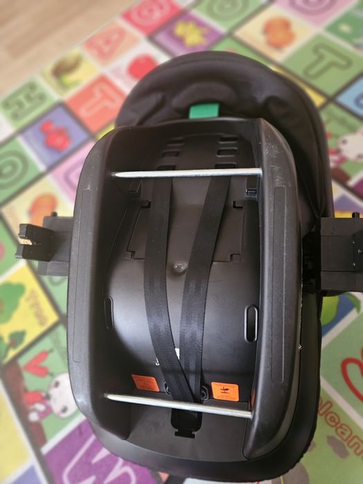 Vand scoica auto/carucior Lionelo