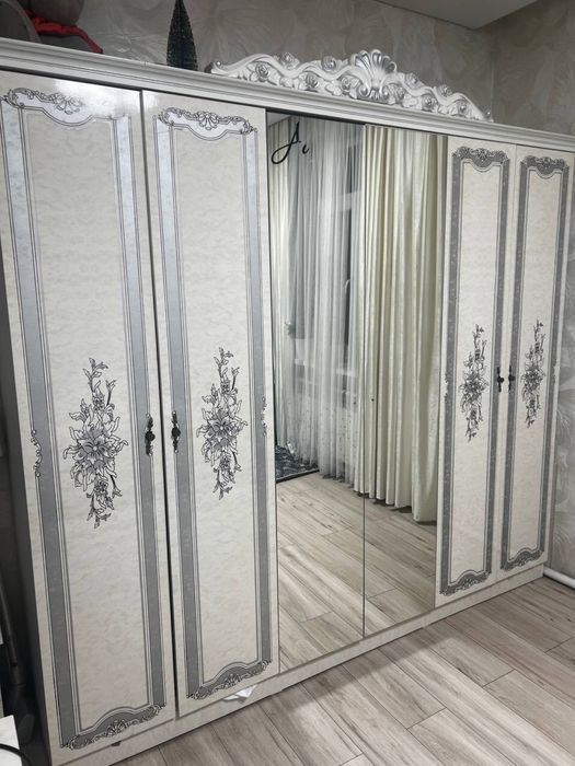 Комплект спальный в отличном состоянии