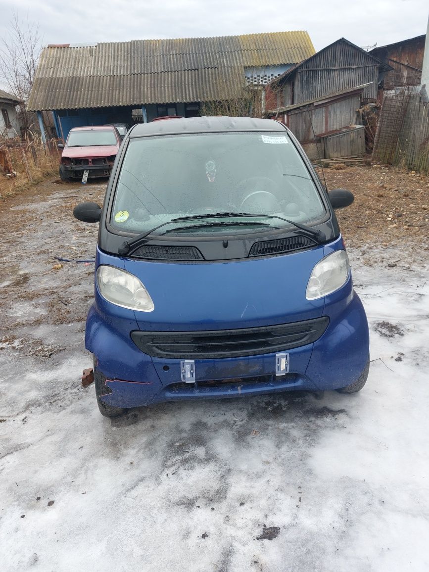 Dezmembrez / Dezmembrari Smart ForTwo 0.8