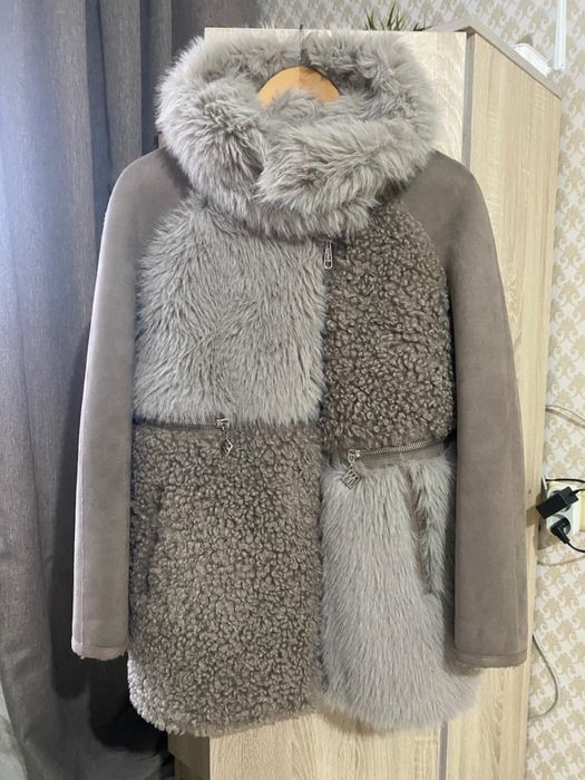 Продам стильную, женскую дубленку