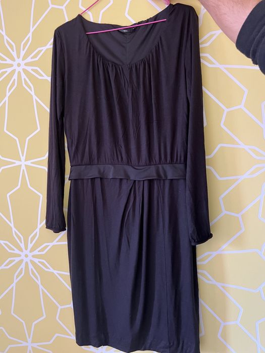 Дамска черна рокля Boss размер M L