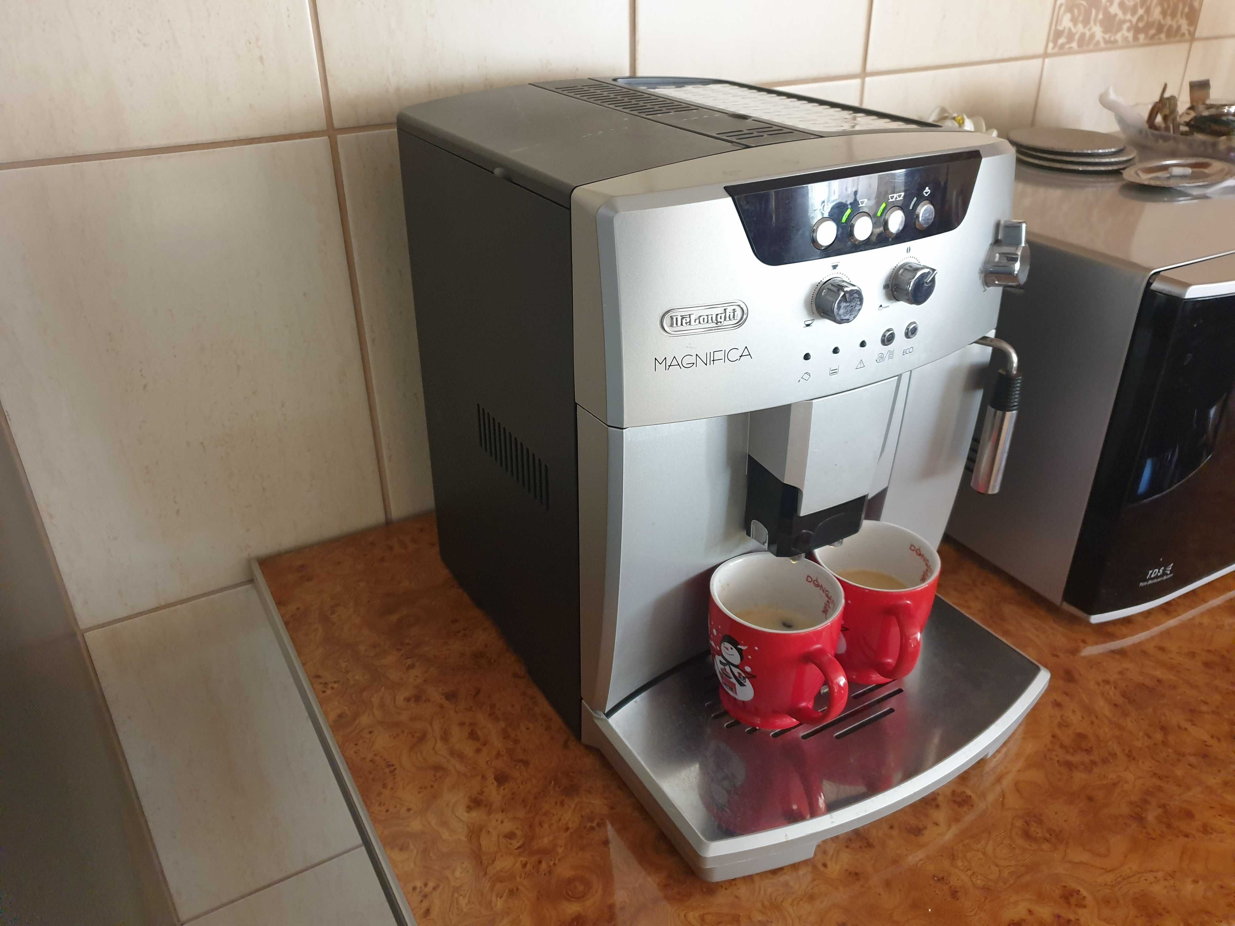 Espressor cafea automat Delonghi Magnifica-import