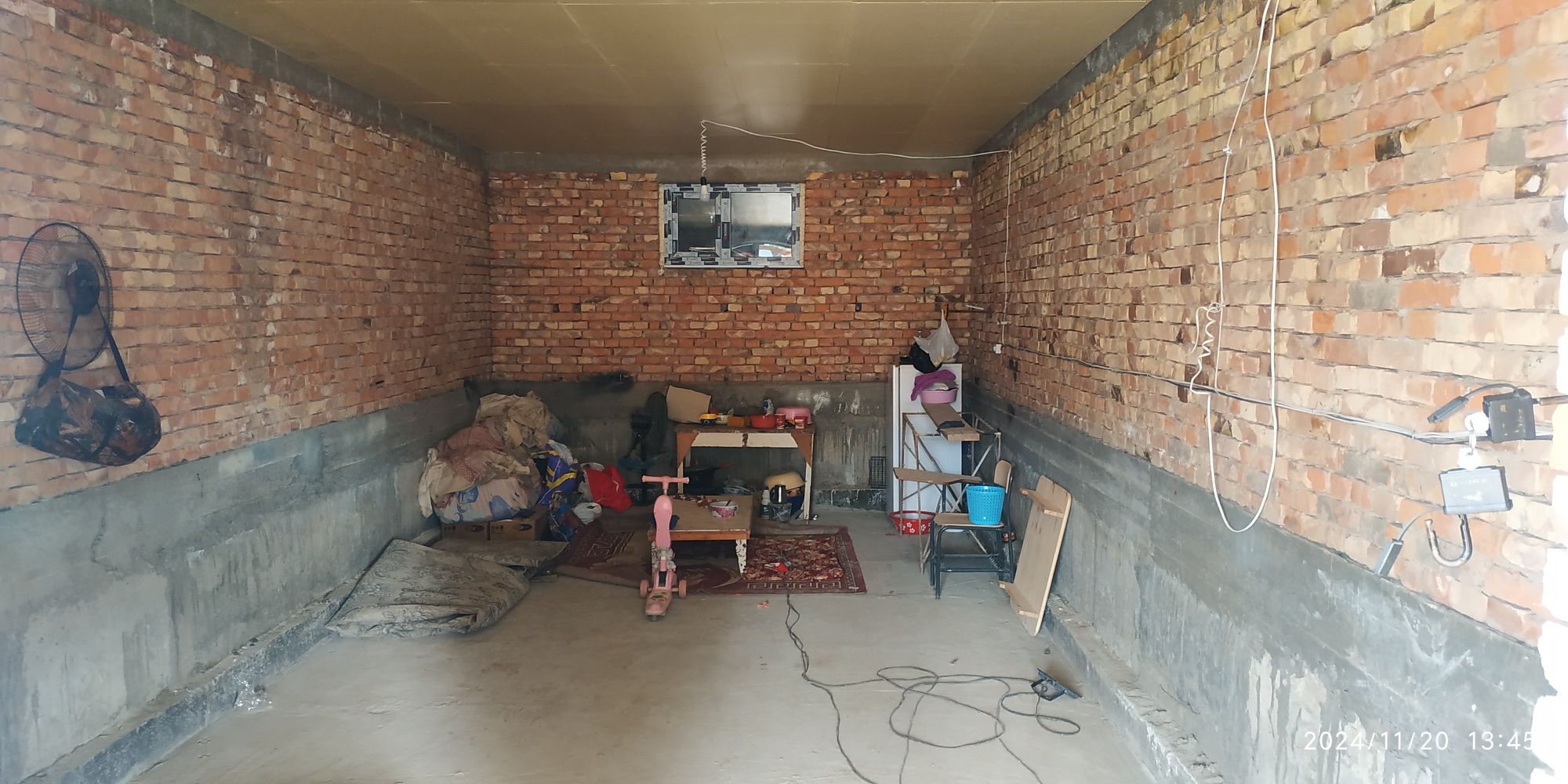 Satiladi manzil navruz restaran qasinda