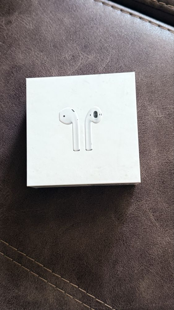 Apple AirPods 1-во поколение – оригинални, като нови