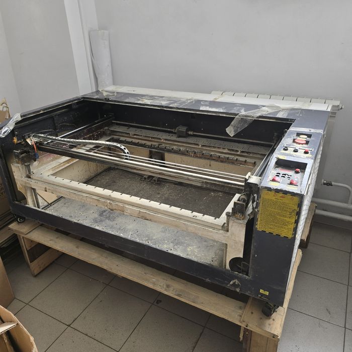 Продам лазерный станок 90x60 см