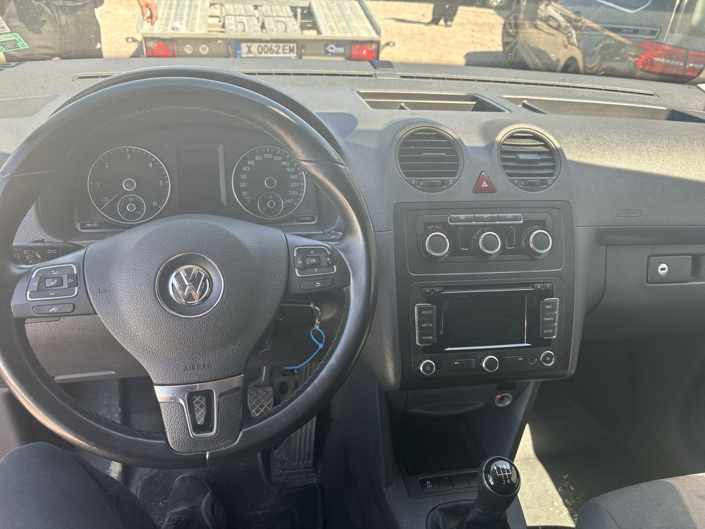 VW CaDDY 1,6 На части