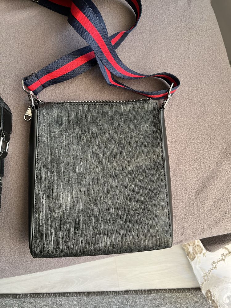 Черна чанта GUCCI