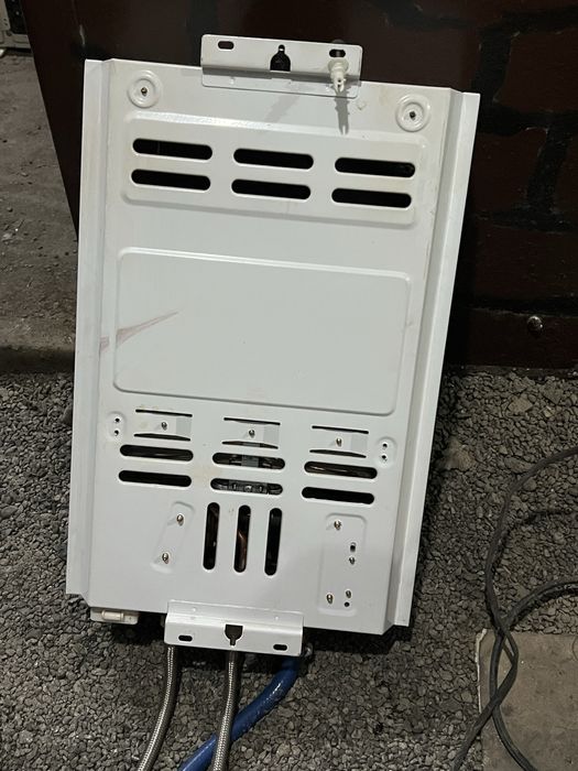 Instant apa calda Calore 7l