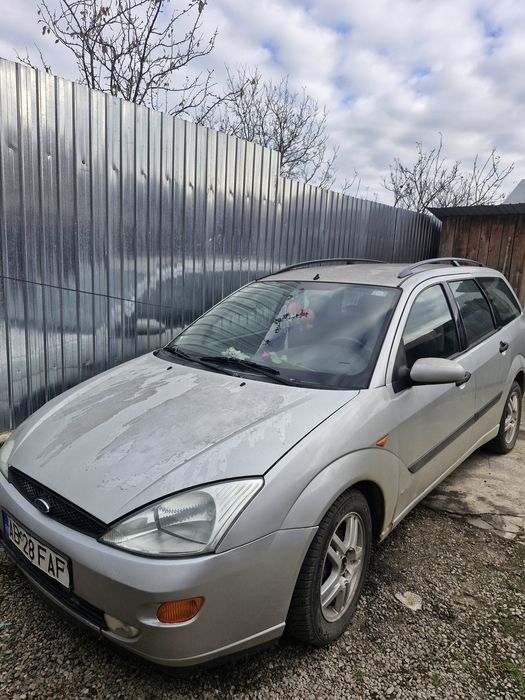 Vând ford focus mk1 sau schimb cu animale!!
An fabricație:2000
Făcut