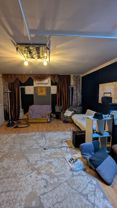 Студия звукозаписи.  Отдельностоящие здание