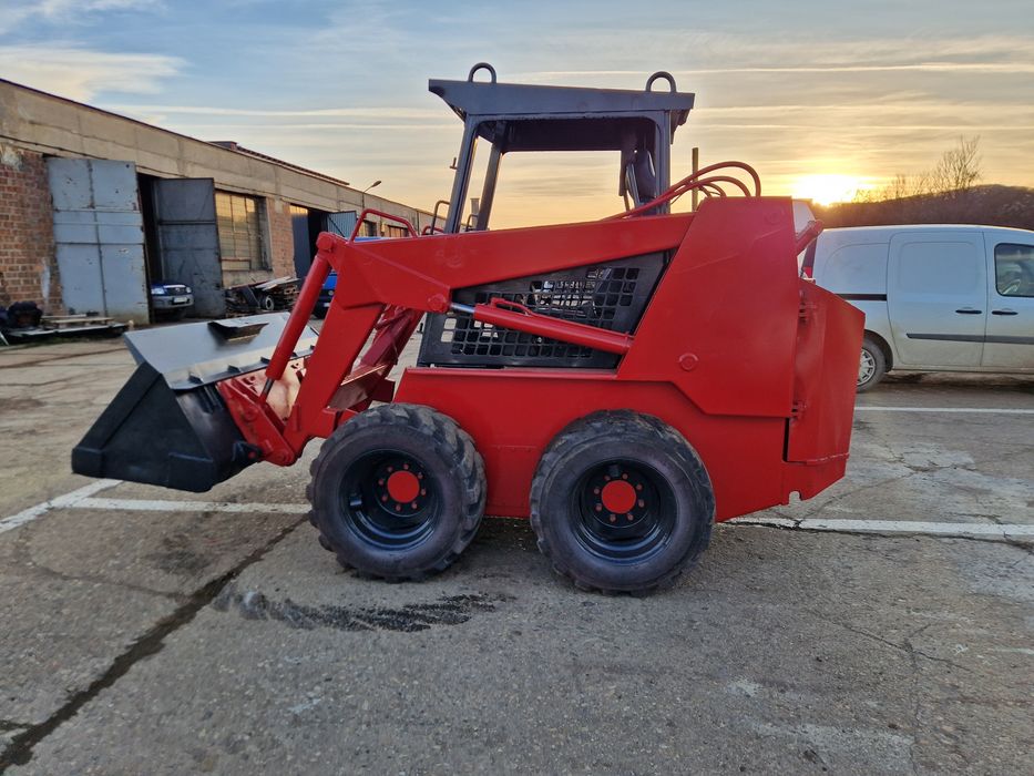 Vand mini incarcator FAI 380SC 3,2t bobcat