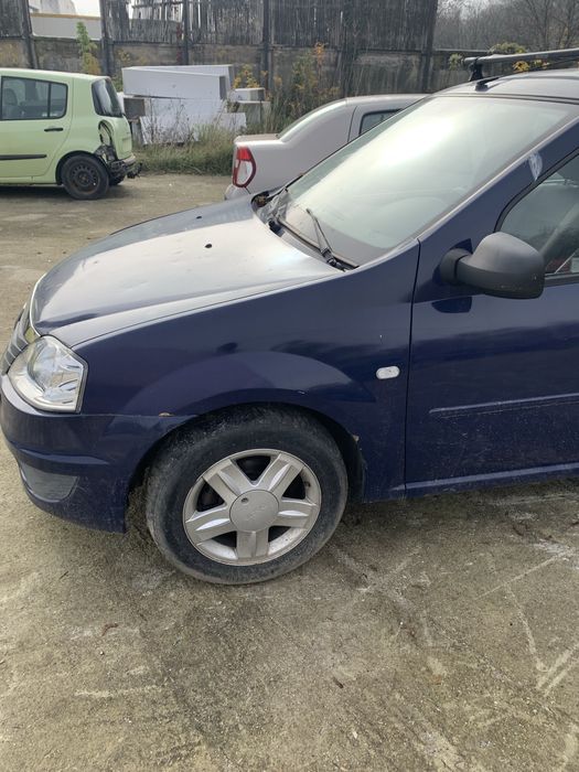 Aripa stanga fata Dacia Logan 2009-2011