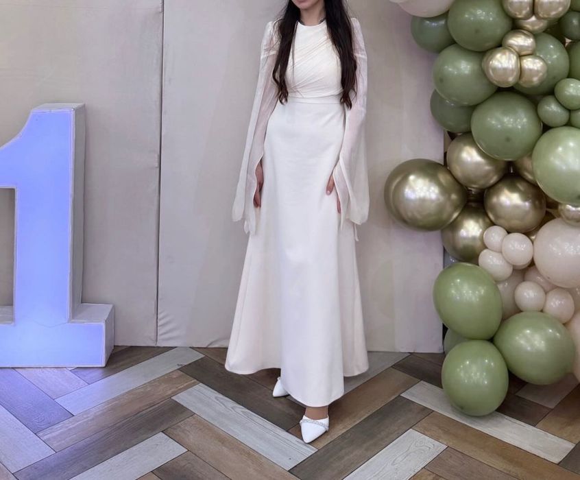 Продам платье атлас