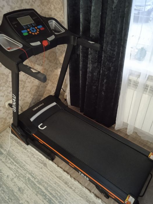Беговая дорожка Genau TR50