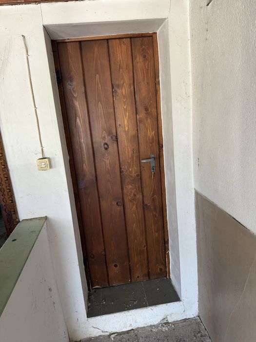 Продавам масивна сграда в село Камещица, общ. Габрово. Изгодно!