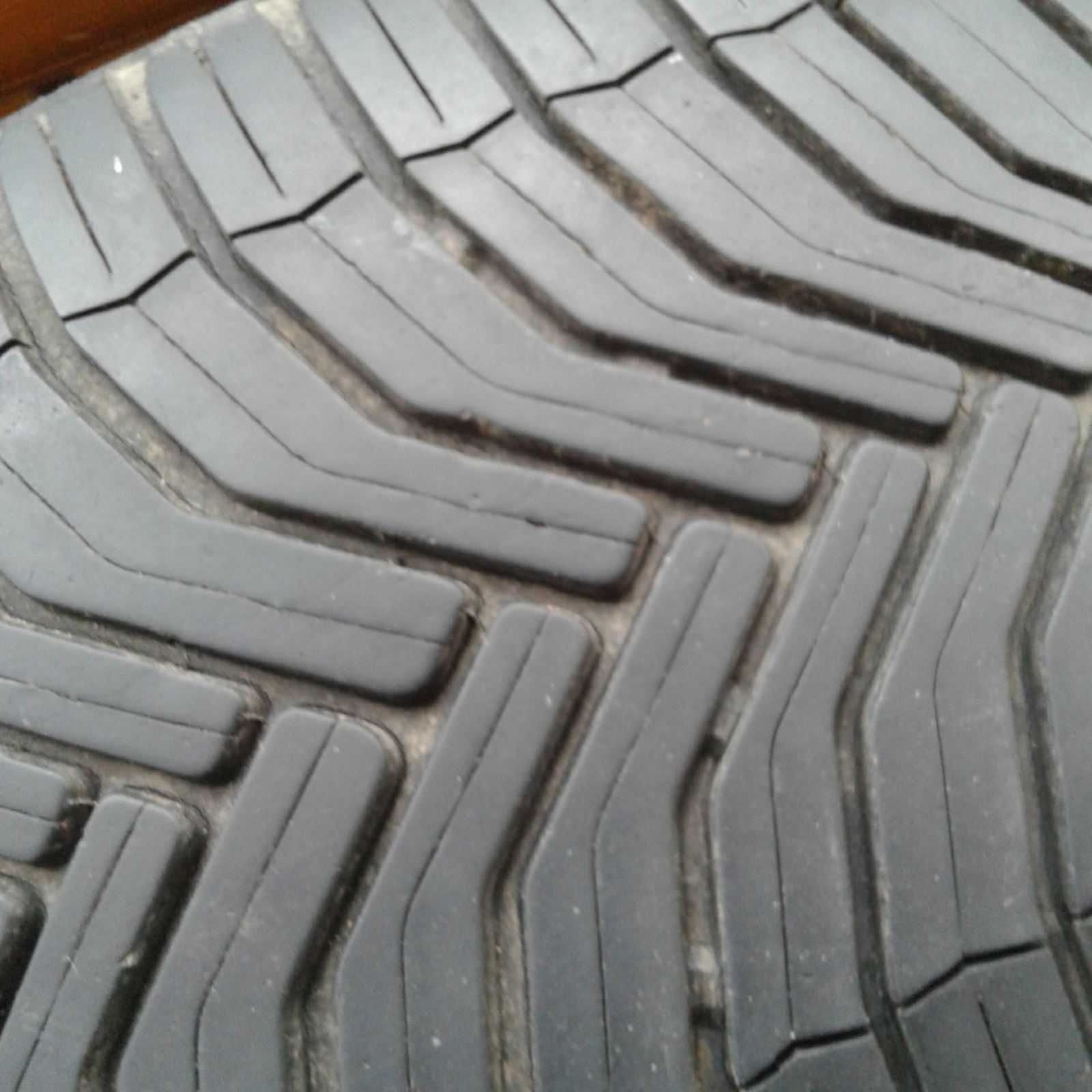 2 бр. Всесезонни Michelin Crossclimate 215/55/16