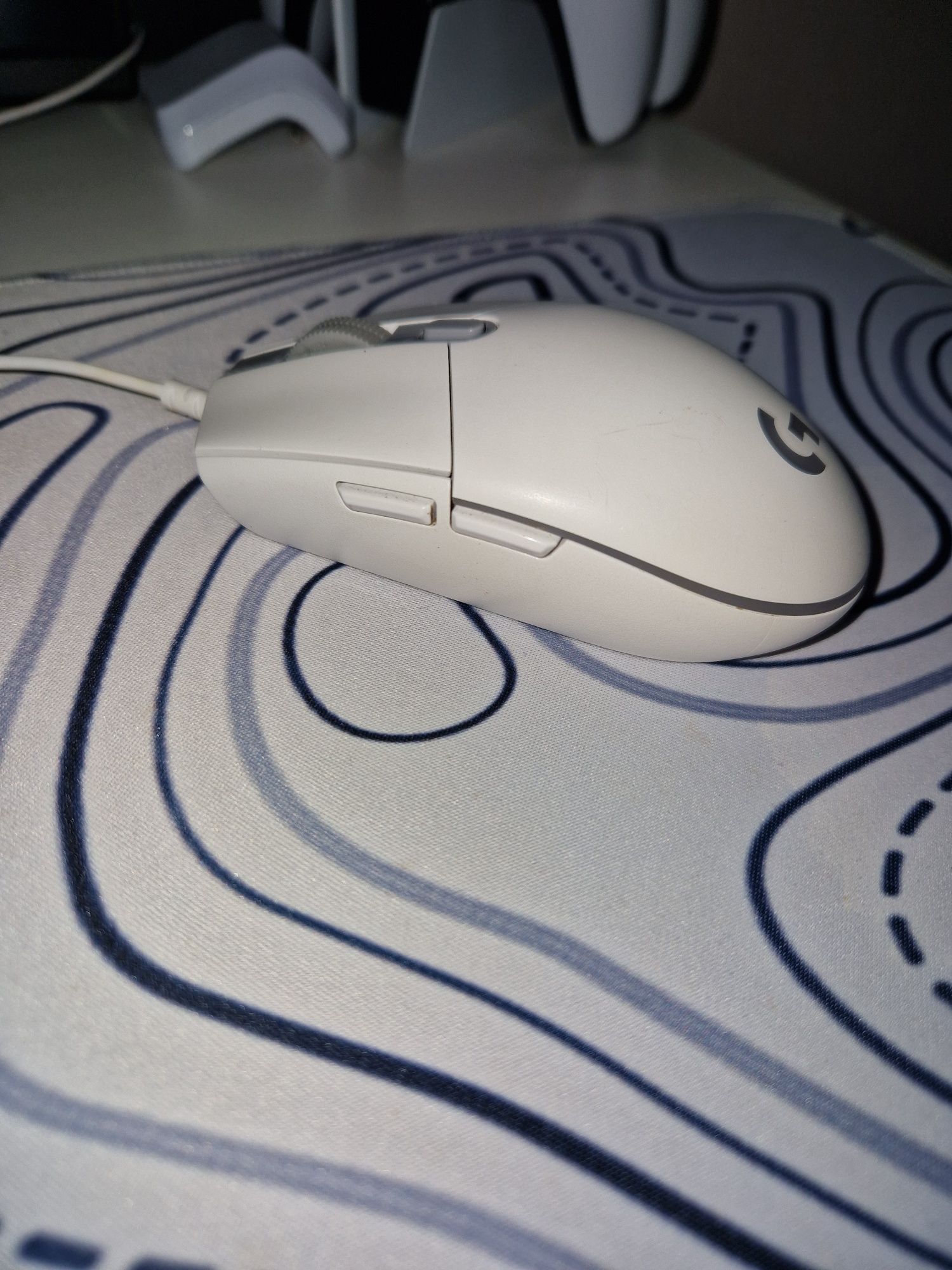 Продаю мышку Logitech g102 оригинал