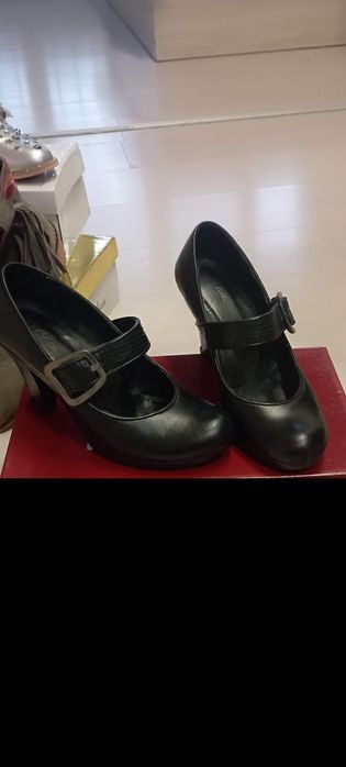 Обувки от естествена кожа размер 38