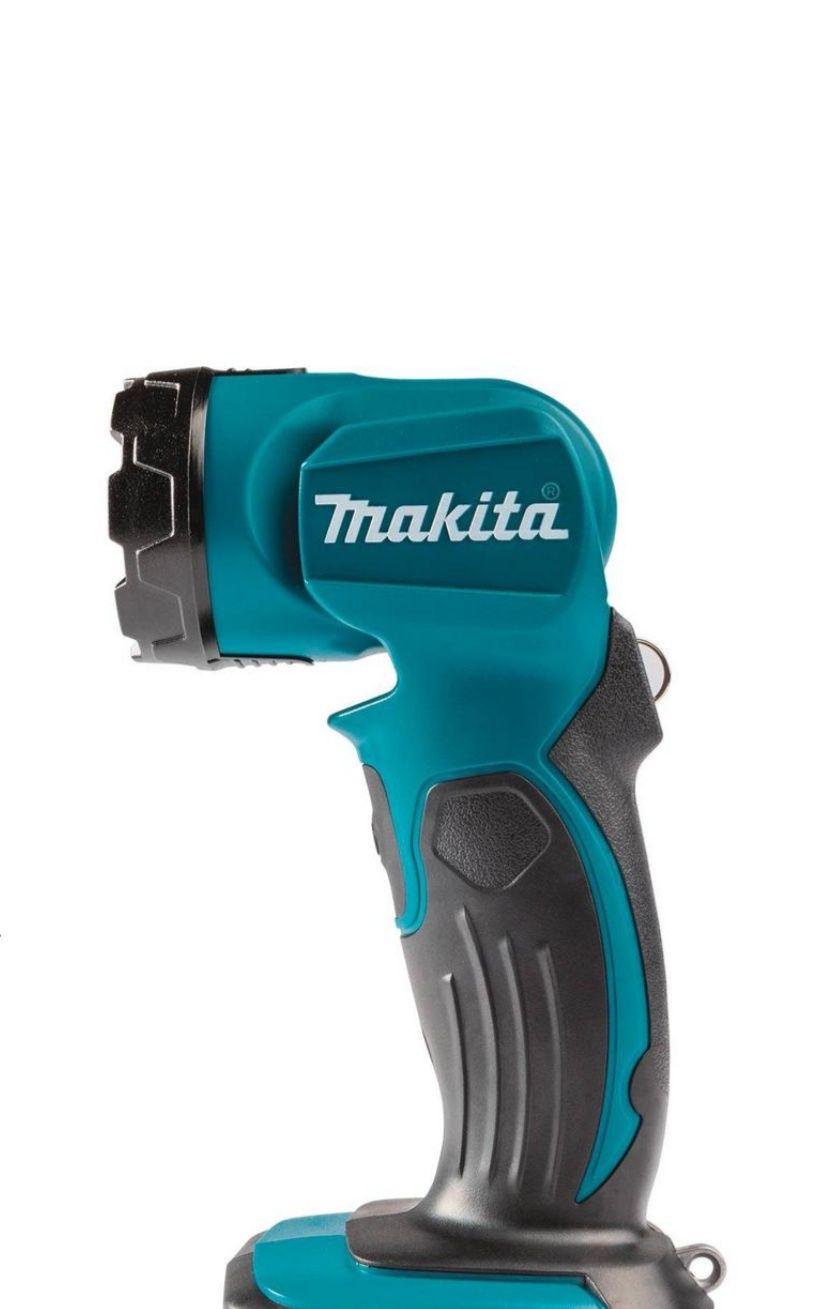 Акумулаторен Фенер Makita DML815