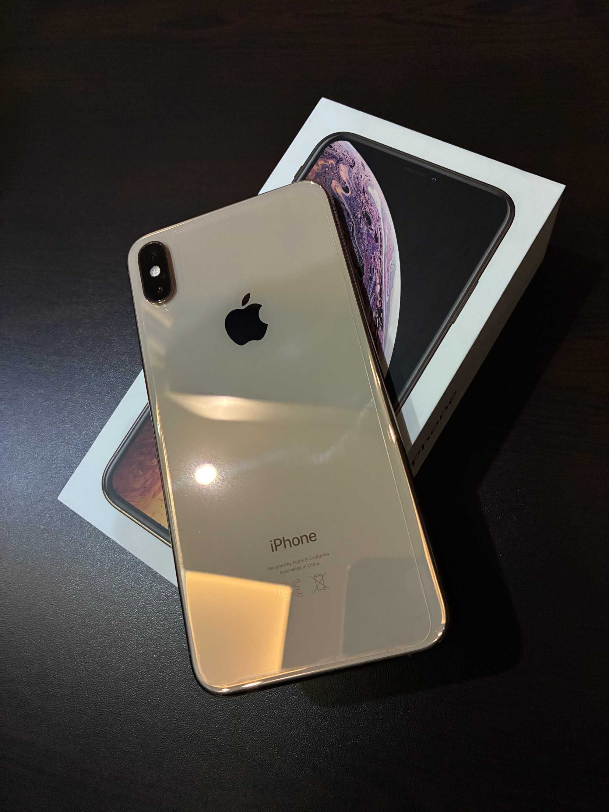 iPhone 13 White 256GB, 13 Mini Midnight 128GB, XS Max Gold 256GB