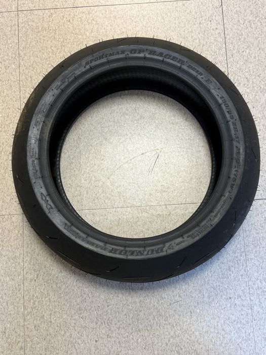 Anvelope moto Dunlop D212 190 55 17 si 120 70 17