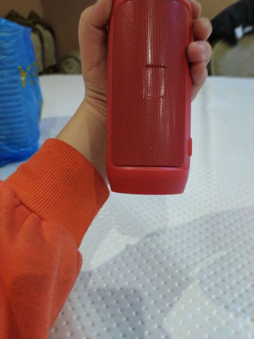 Продам хорошую колонкуJBL