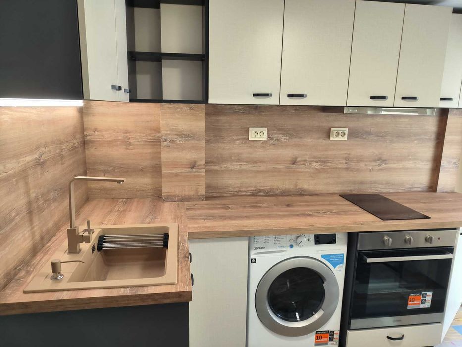 Дава се под наем Едностаен апартамент в София, Лозенец - 26 кв.м за 357 € - Снимка #2