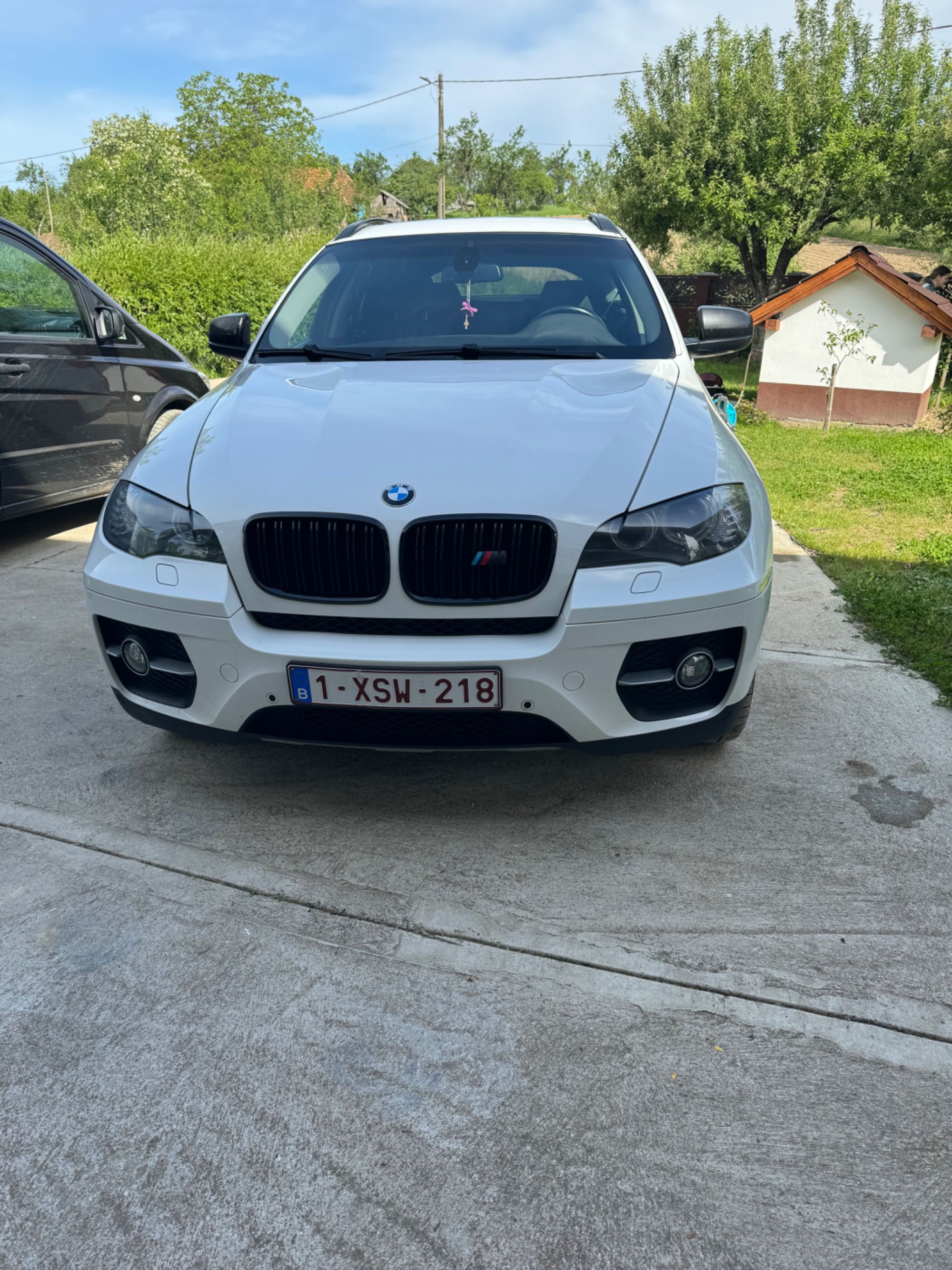 Vând BMW X6 M Pachet