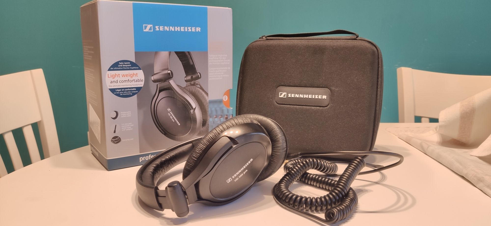 Слушалки Sennheiser HD 380 Pro