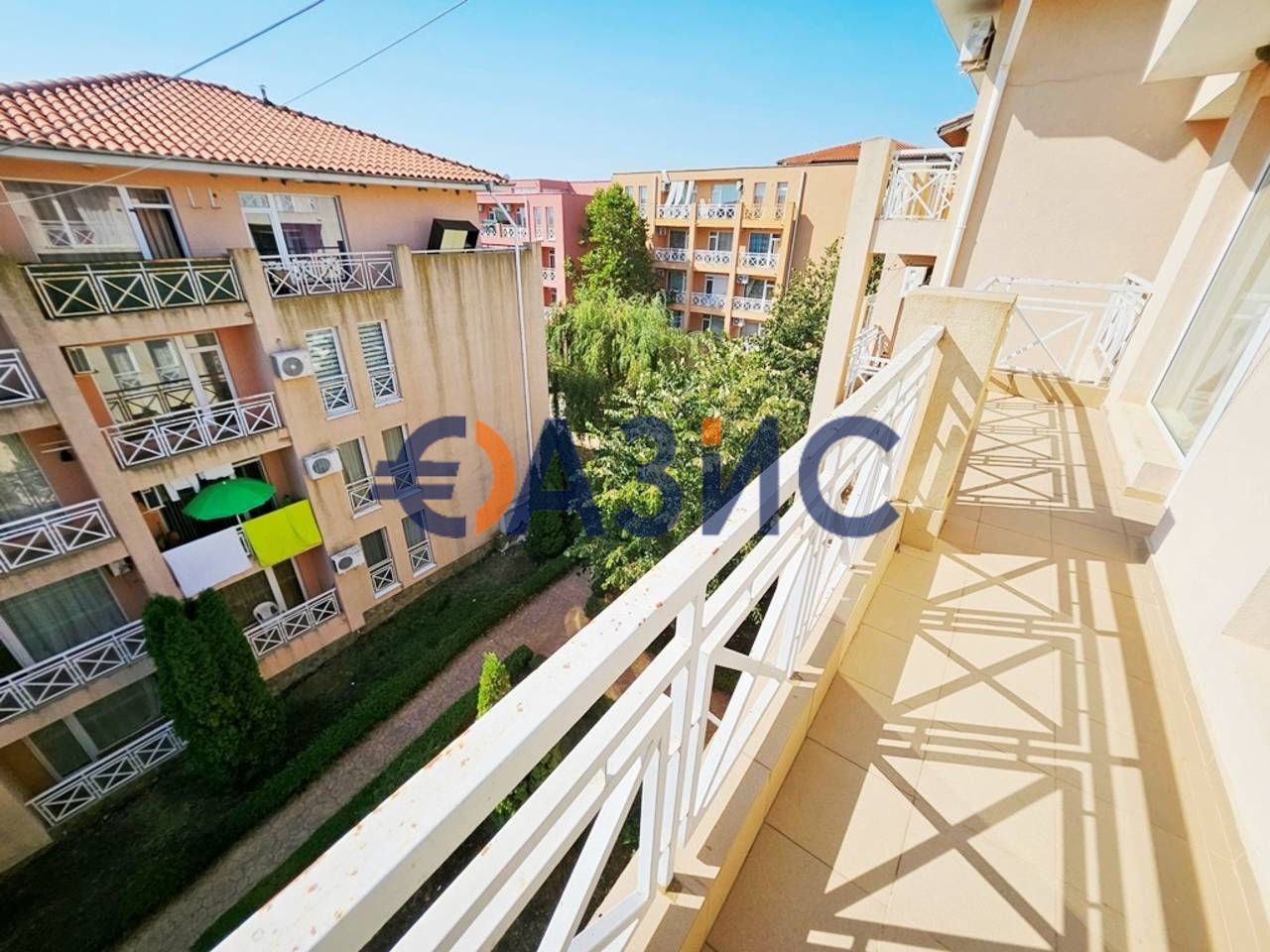 Продава се Тристаен апартамент в к.к. Слънчев бряг - 80 кв.м за 712 €/кв.м - Снимка #11