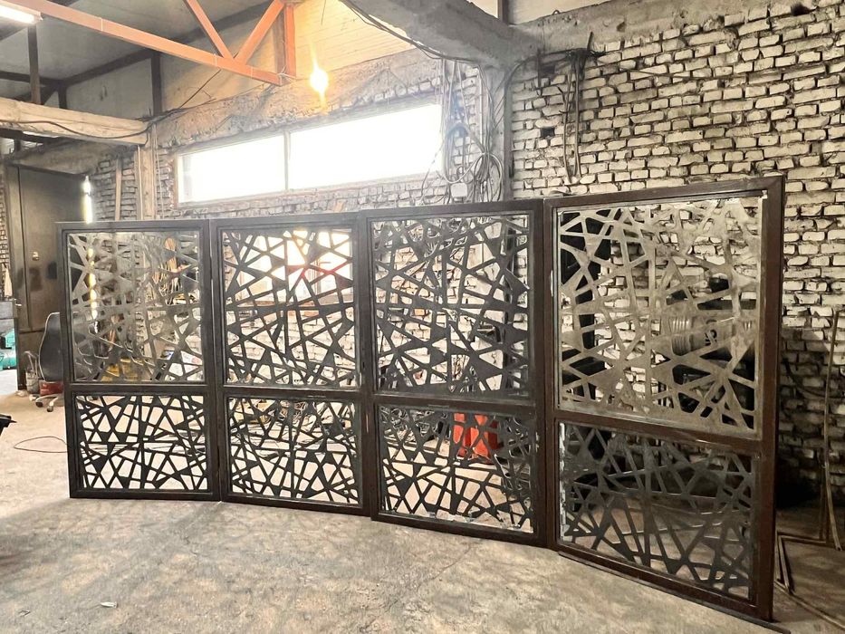 Изрязване на пана за врати, парапети, порти и др