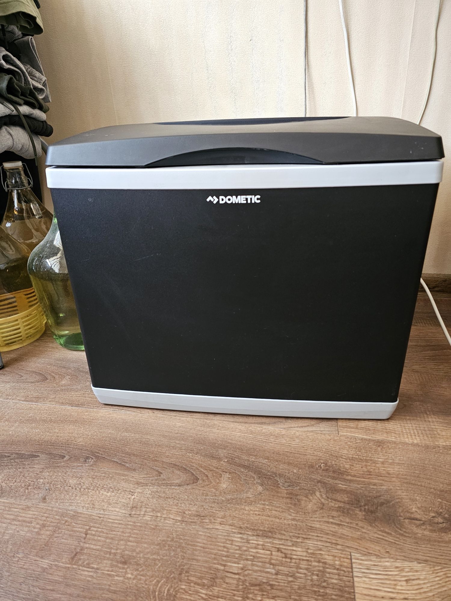 Хладилна кутия-фризер Dometic CoolFun CK-40 D Hybrid