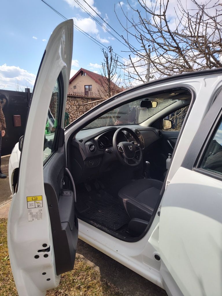 Vând Dacia Logan 0.9 tce 2019
