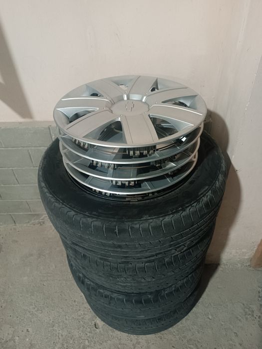 Продам диски с шинами