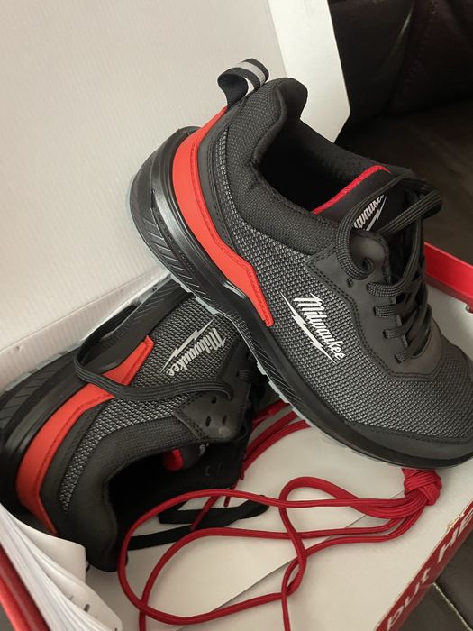 Обувки Milwaukee