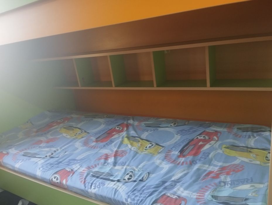 Pat Paturi supraetajat pt 2 copii