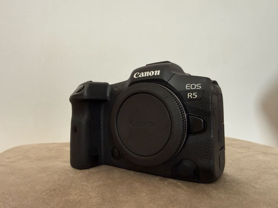 Canon R5, BONUS 2 acumulatori originali